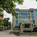 Nida Rooms Lapangan Medan Petisah