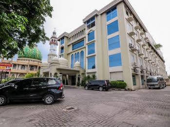 Hotel Nida Lapangan Petisah 2*