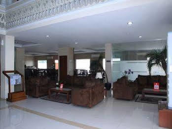 Hotel Nida Lapangan Petisah 2*