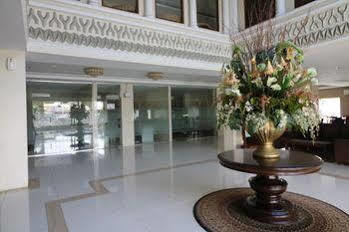 Hotel Nida Lapangan Petisah 2*