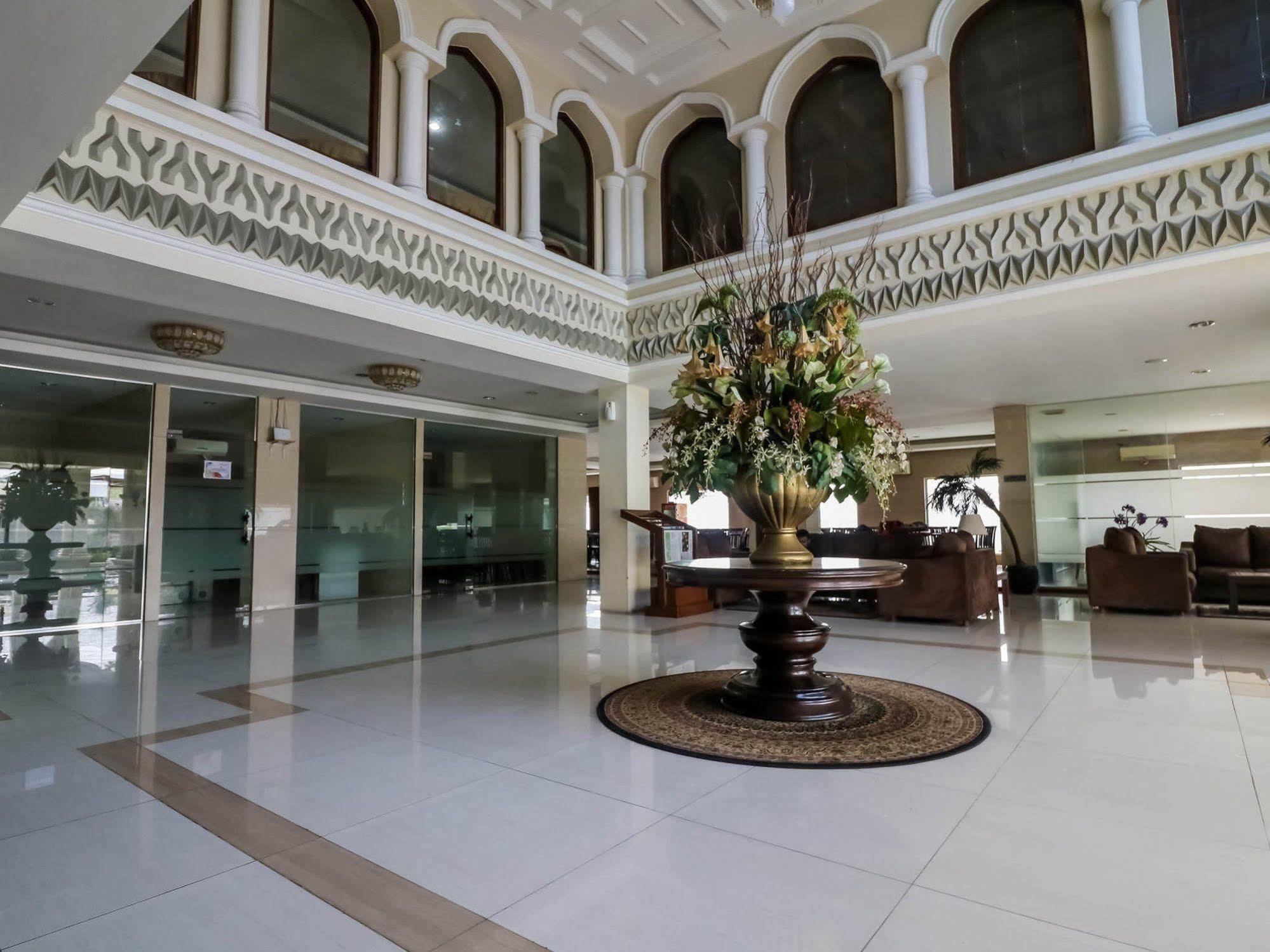 Nida Lapangan Petisah Hotel Medan