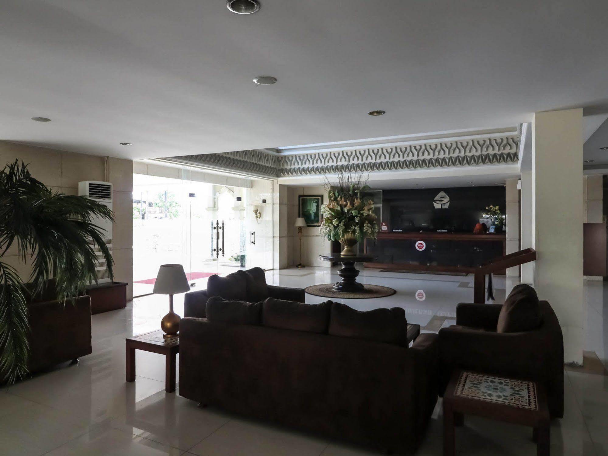 Nida Lapangan Petisah Hotel Medan