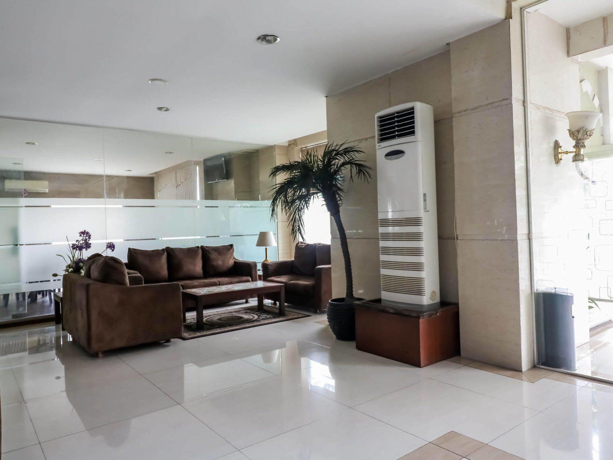 Nida Lapangan Petisah Hotel