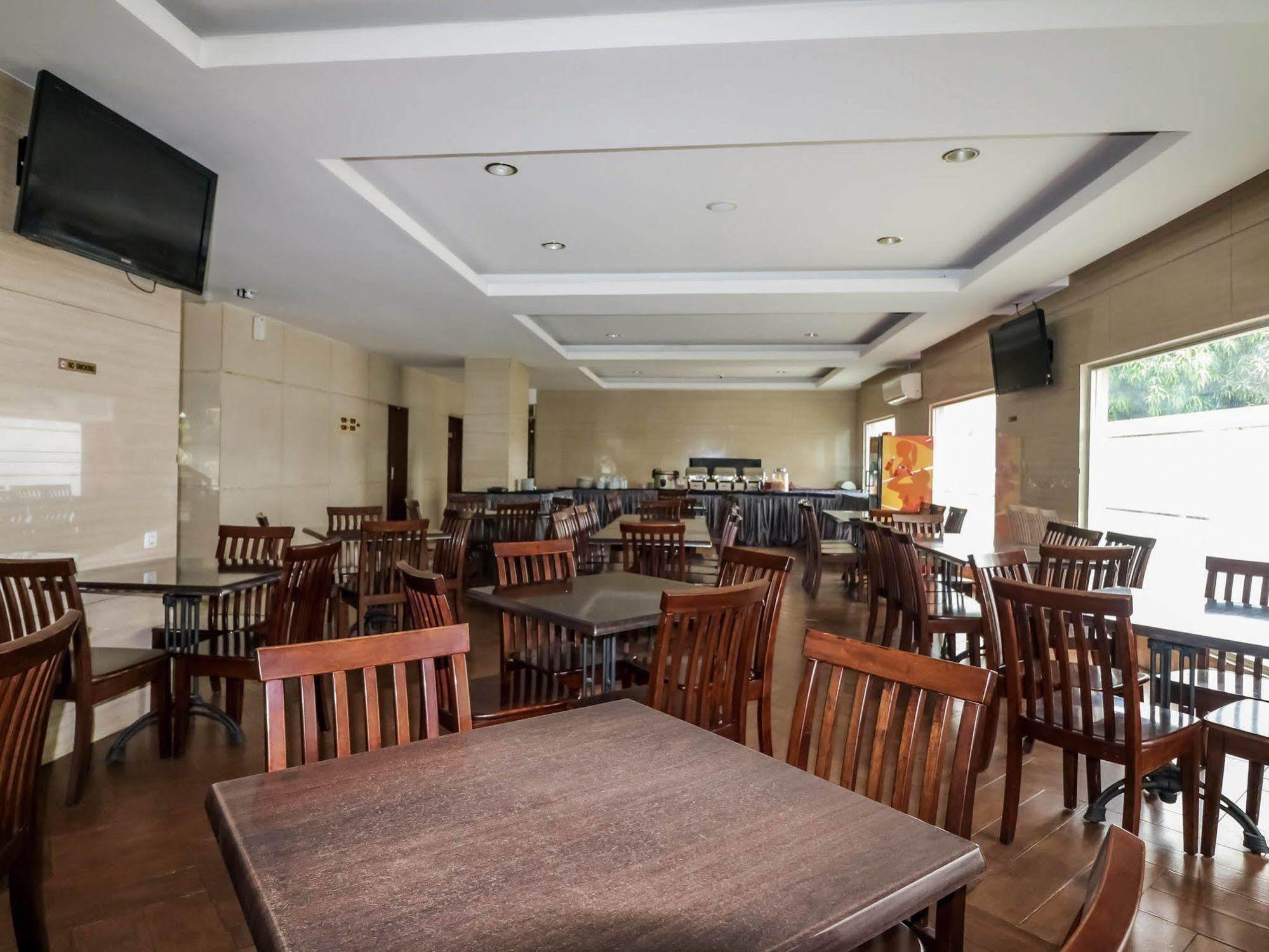 Nida Lapangan Petisah Hotel